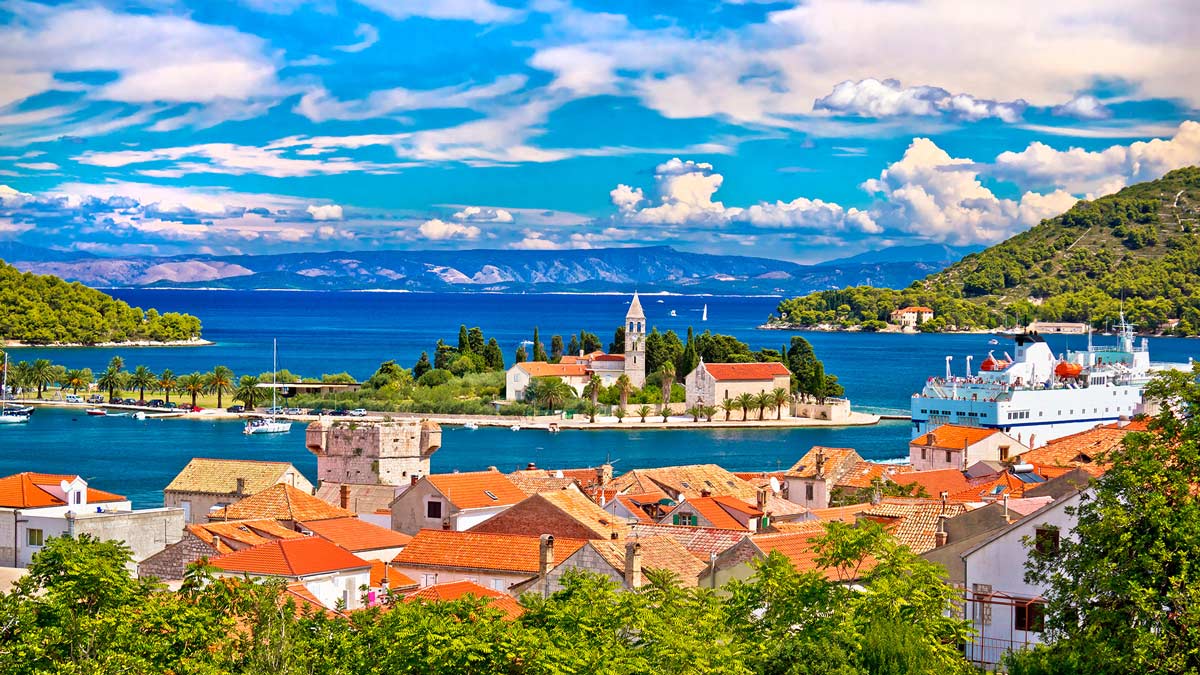 La isla de Vis es una de las más interesantes de Croacia
